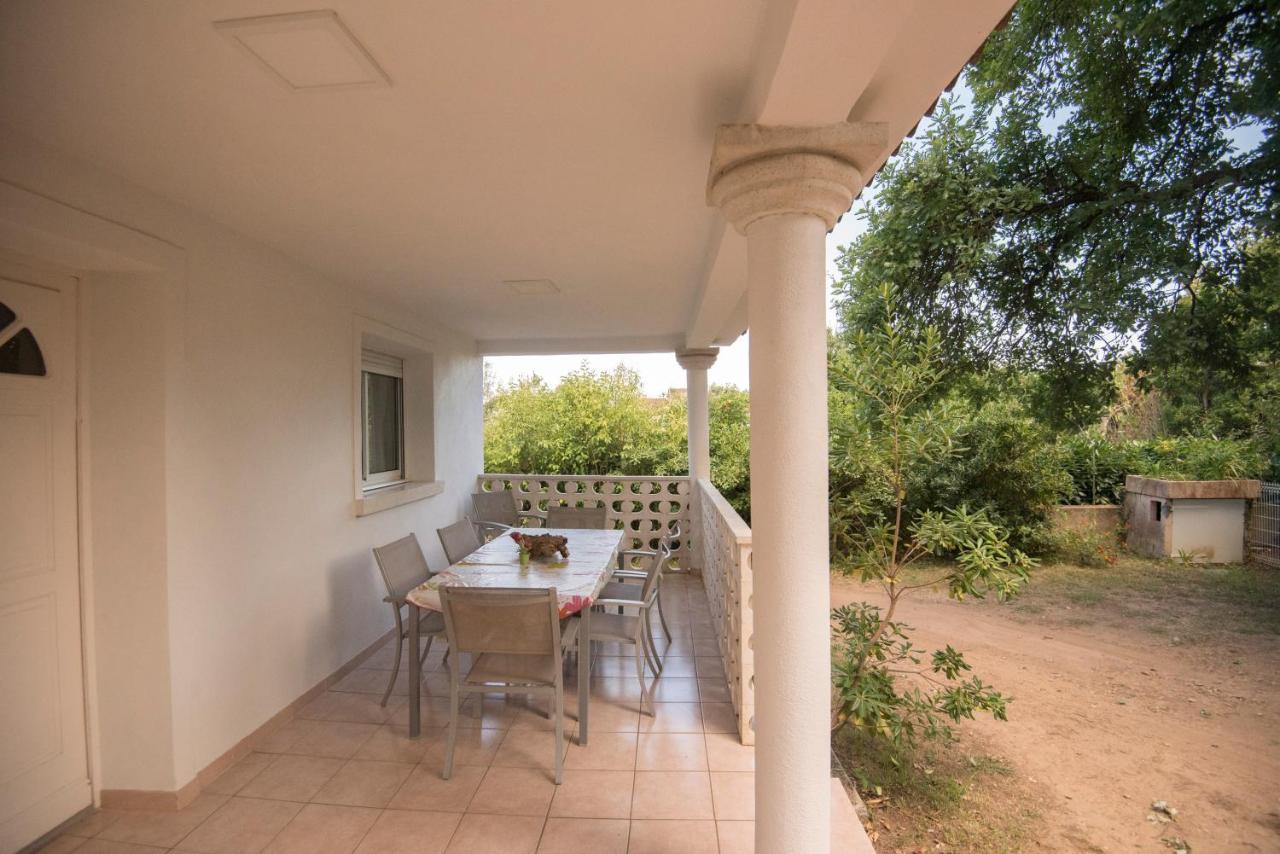 Residence De Tourisme Le Clos Des Vendanges Морьяни-Плаж Экстерьер фото